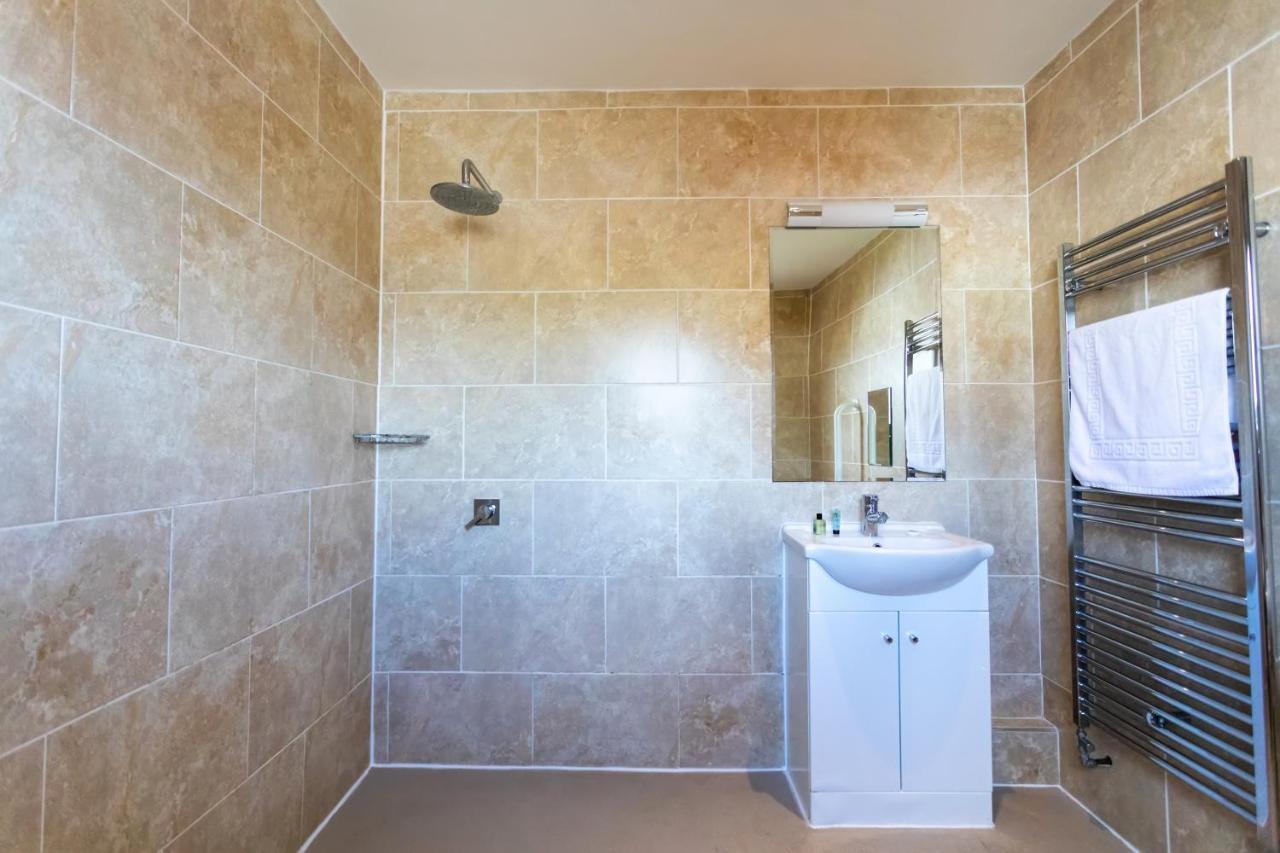 The Vale Golf & Country Club Villa Bishampton Exterior foto
