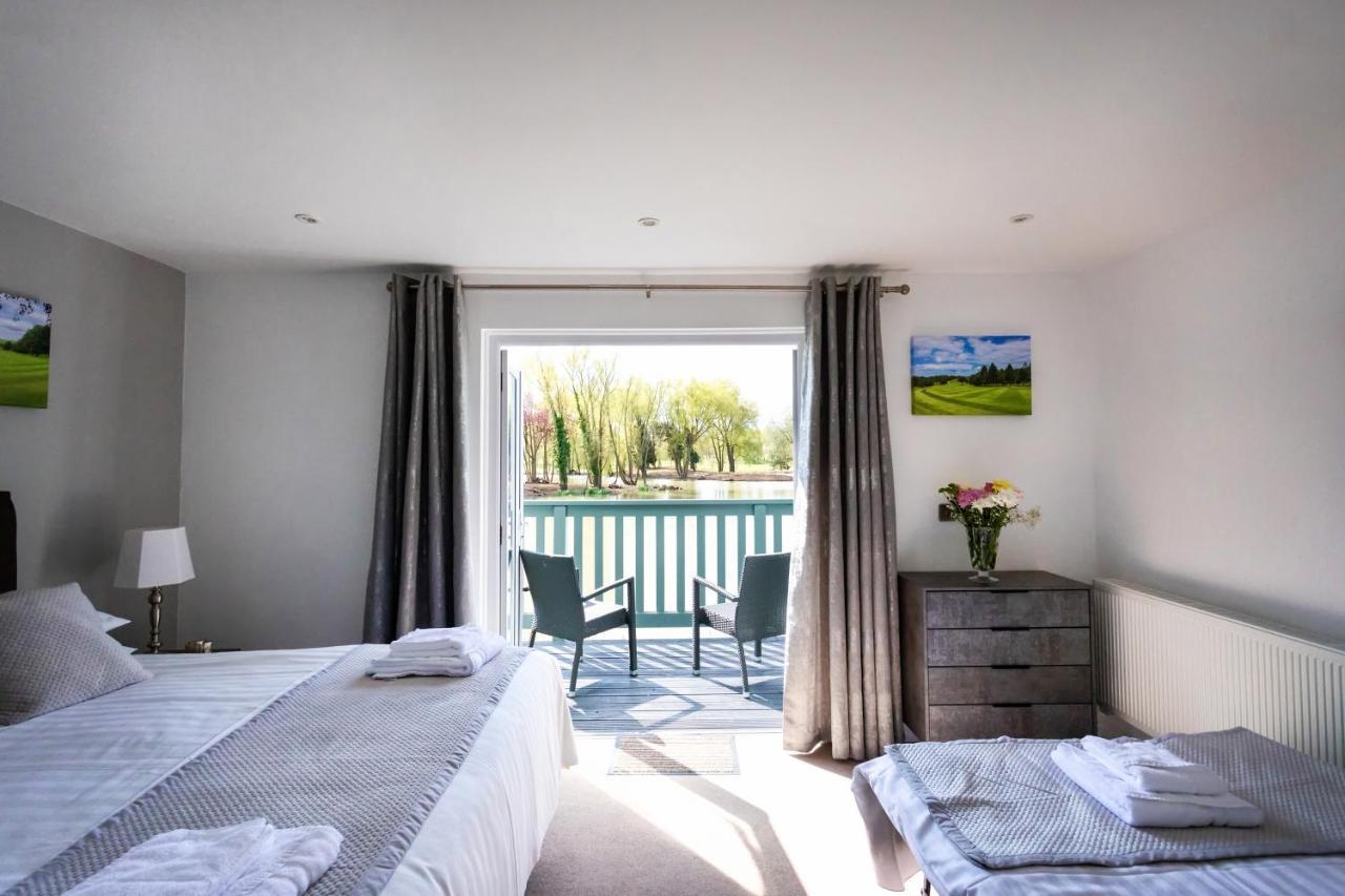 The Vale Golf & Country Club Villa Bishampton Exterior foto