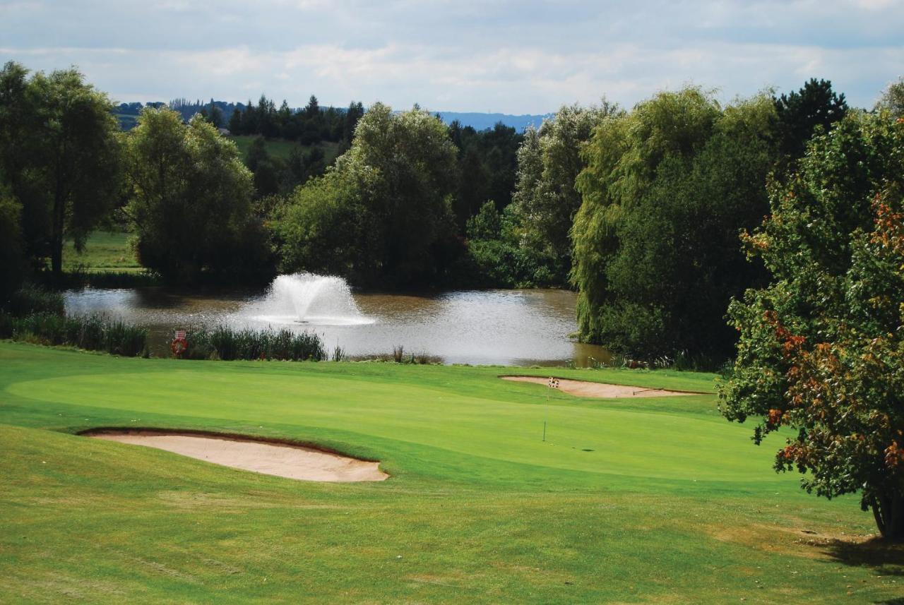 The Vale Golf & Country Club Villa Bishampton Exterior foto